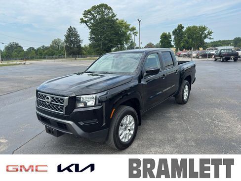 Used 2023 Nissan Frontier SV w/ Tow Package image 1