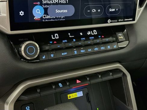 Used 2023 Toyota Tundra Limited w/ Power Package AWD/4WD image 16