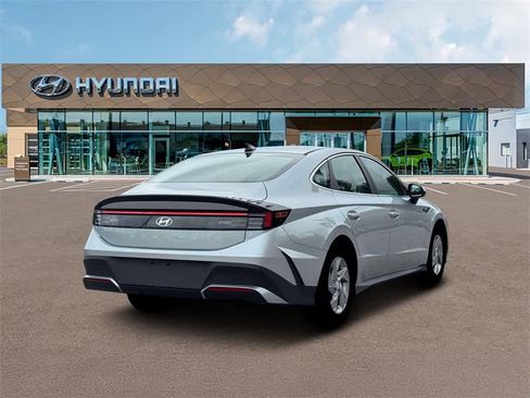 New 2026 Hyundai Sonata SE image 7