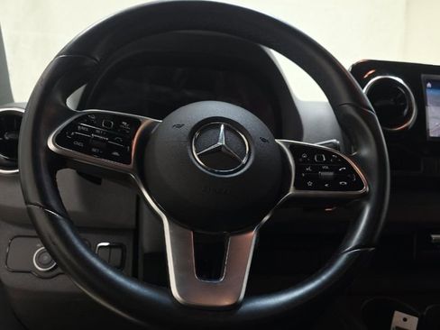 Used 2024 Mercedes-Benz Sprinter 2500 w/ Parking Package image 20