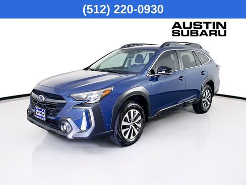 Certified 2025 Subaru Outback Premium image 4