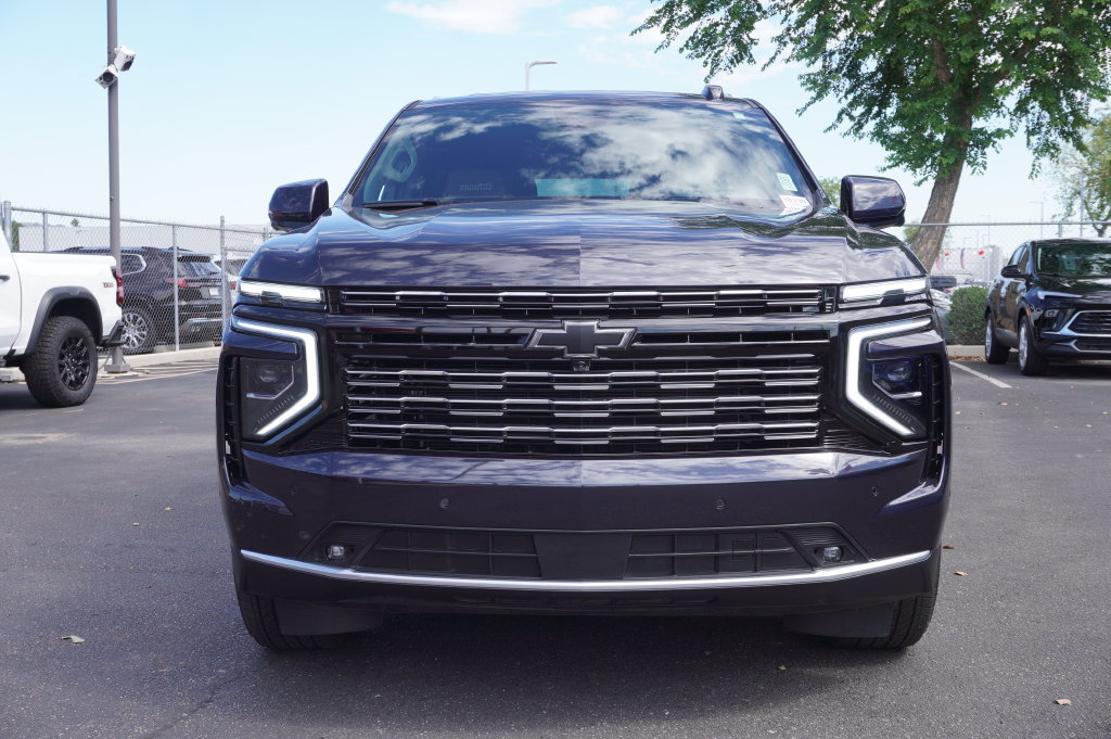 Certified 2025 Chevrolet Tahoe High Country w/ Sun And Tow Package AWD/4WD image 8