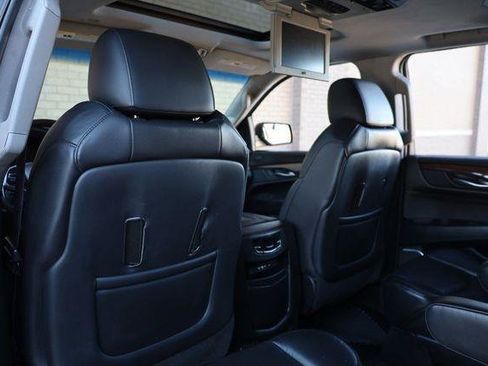 Used 2015 Cadillac Escalade Luxury AWD/4WD image 20