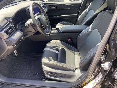Used 2025 Toyota Camry SE w/ Multimedia Upgrade Package FWD image 18