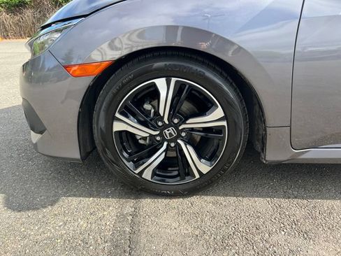 Used 2017 Honda Civic Touring image 28