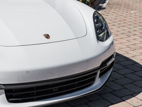 Used 2018 Porsche Panamera 4S image 15