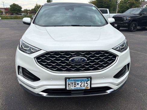Used 2022 Ford Edge Titanium w/ Equipment Group 301A AWD/4WD image 9