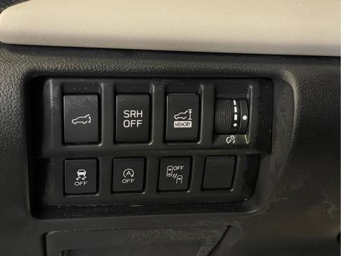 Used 2024 Subaru Forester Limited image 23