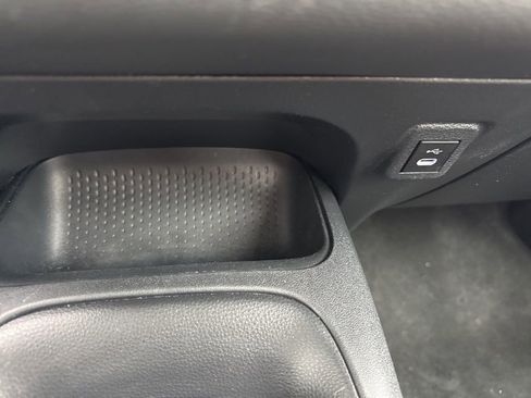 Certified 2024 Toyota Corolla LE image 39