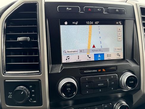 Used 2019 Ford F150 Lariat w/ Equipment Group 502A Luxury image 20