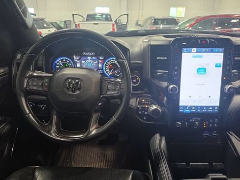 Used 2022 RAM 1500 Limited w/ Night Edition AWD/4WD image 5