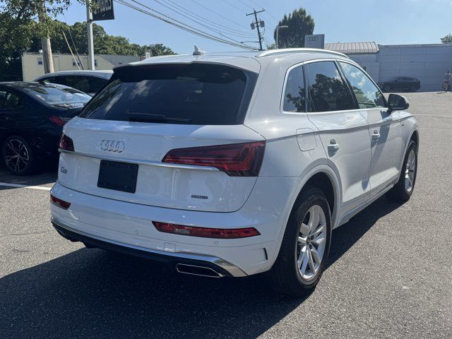 Certified 2023 Audi Q5 2.0T Premium w/ Convenience Package AWD/4WD image 5