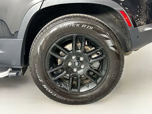 Certified 2023 Land Rover Defender 110 S image 31