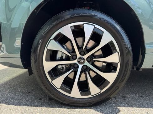New 2026 Audi Q3 quattro 2.0T AWD/4WD image 8
