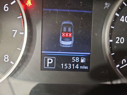 Certified 2025 Nissan Sentra S FWD image 18