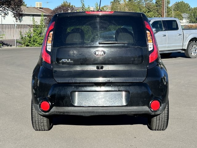 Used 2016 Kia Soul + FWD image 4