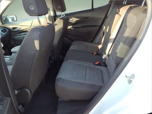 Used 2024 Chevrolet Equinox LT FWD image 12