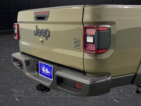 New 2026 Jeep Gladiator Willys AWD/4WD image 34