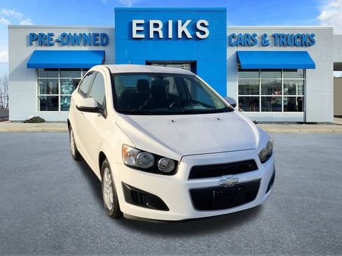 Used 2015 Chevrolet Sonic LT image 4
