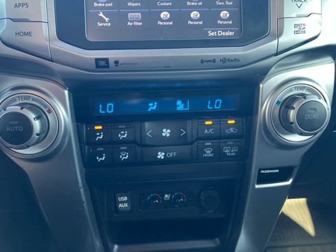 Used 2017 Toyota 4Runner Limited image 30