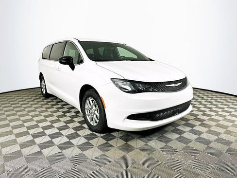 New 2026 Chrysler Voyager LX FWD image 2