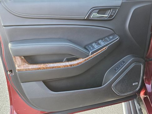 Used 2020 Chevrolet Suburban Premier w/ Max Trailering Package image 17