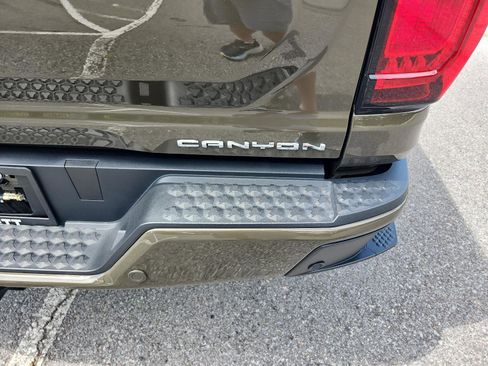 Certified 2024 GMC Canyon Denali AWD/4WD image 5