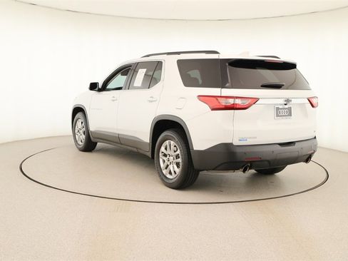 Used 2020 Chevrolet Traverse LT image 4