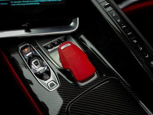 Used 2025 Chevrolet Corvette Z06 RWD image 49