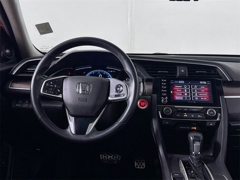 Used 2020 Honda Civic Touring image 26