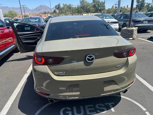 Used 2024 MAZDA MAZDA3 s AWD/4WD image 3
