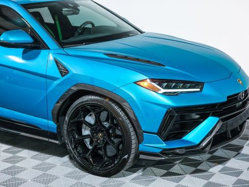 Used 2023 Lamborghini Urus Performante image 5