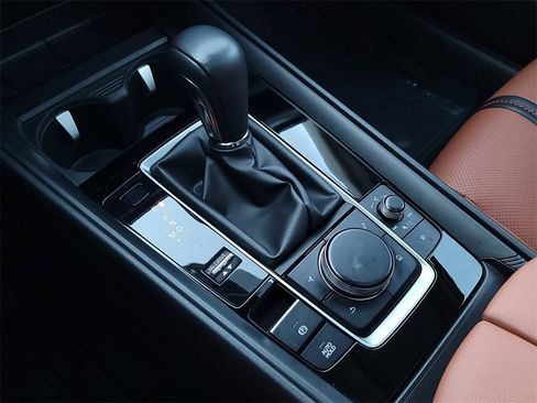 Certified 2025 MAZDA CX-50 AWD 2.5 Turbo w/ Premium Pkg image 19