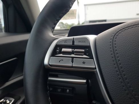 Used 2025 Kia Telluride EX w/ EX Captain's Chair Package AWD/4WD image 25