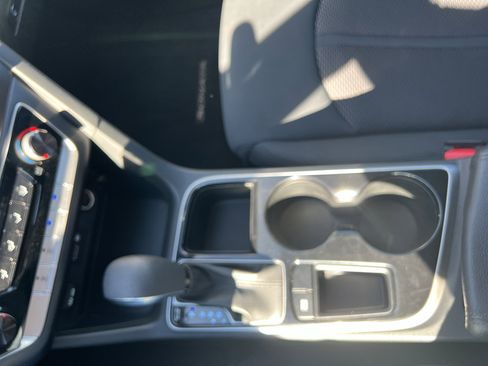 Used 2018 Hyundai Sonata SE image 15