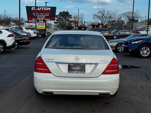 Used 2011 Mercedes-Benz S 550 4MATIC image 6