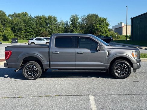 Used 2021 Ford F150 XLT w/ Equipment Group 302A High AWD/4WD image 9