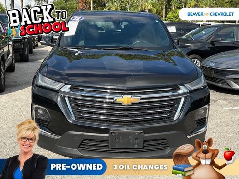 Used 2023 Chevrolet Traverse LT AWD/4WD image 3