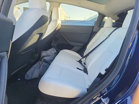 Used 2023 Tesla Model Y Long Range AWD/4WD image 3