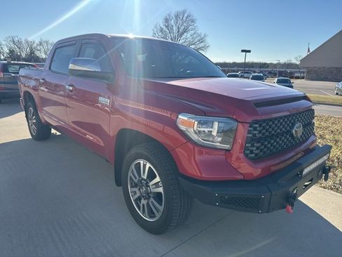 Used 2020 Toyota Tundra Platinum image 4