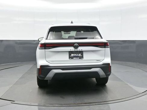 New 2026 Volkswagen Tiguan SE AWD/4WD image 6