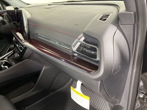 New 2026 Chevrolet Traverse RS w/ LPO, Floor Liner Package FWD image 24