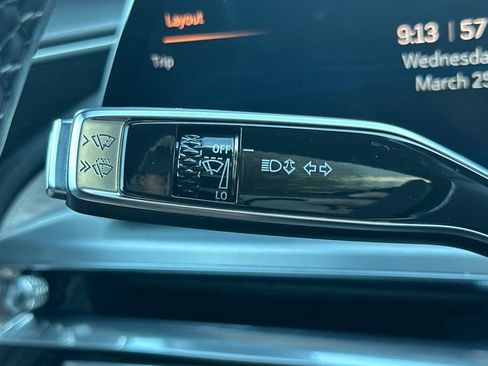 Certified 2024 Cadillac Lyriq Luxury AWD/4WD image 38