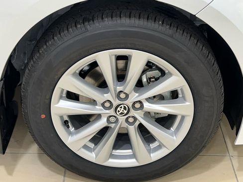 New 2026 Toyota Corolla LE w/ LE Premium Package FWD image 5