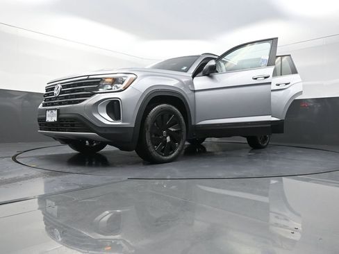 New 2026 Volkswagen Atlas SE AWD/4WD image 31