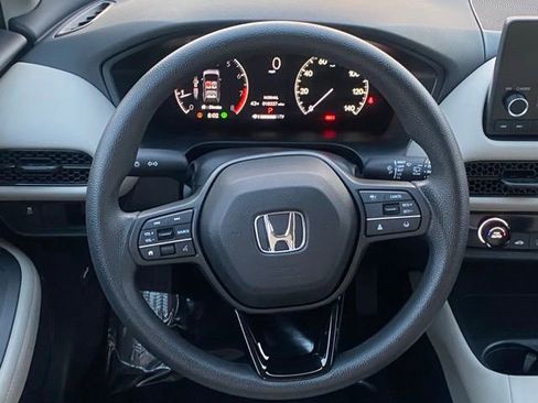 Certified 2023 Honda HR-V LX image 16