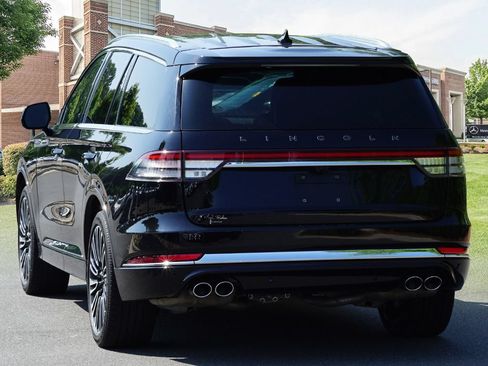 Used 2023 Lincoln Aviator Black Label AWD/4WD image 7