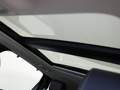 Used 2025 MAZDA CX-70 Plug-In Hybrid w/ Premium Pkg image 36