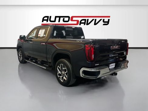 Used 2023 GMC Sierra 1500 SLT w/ SLT Premium Package AWD/4WD image 5