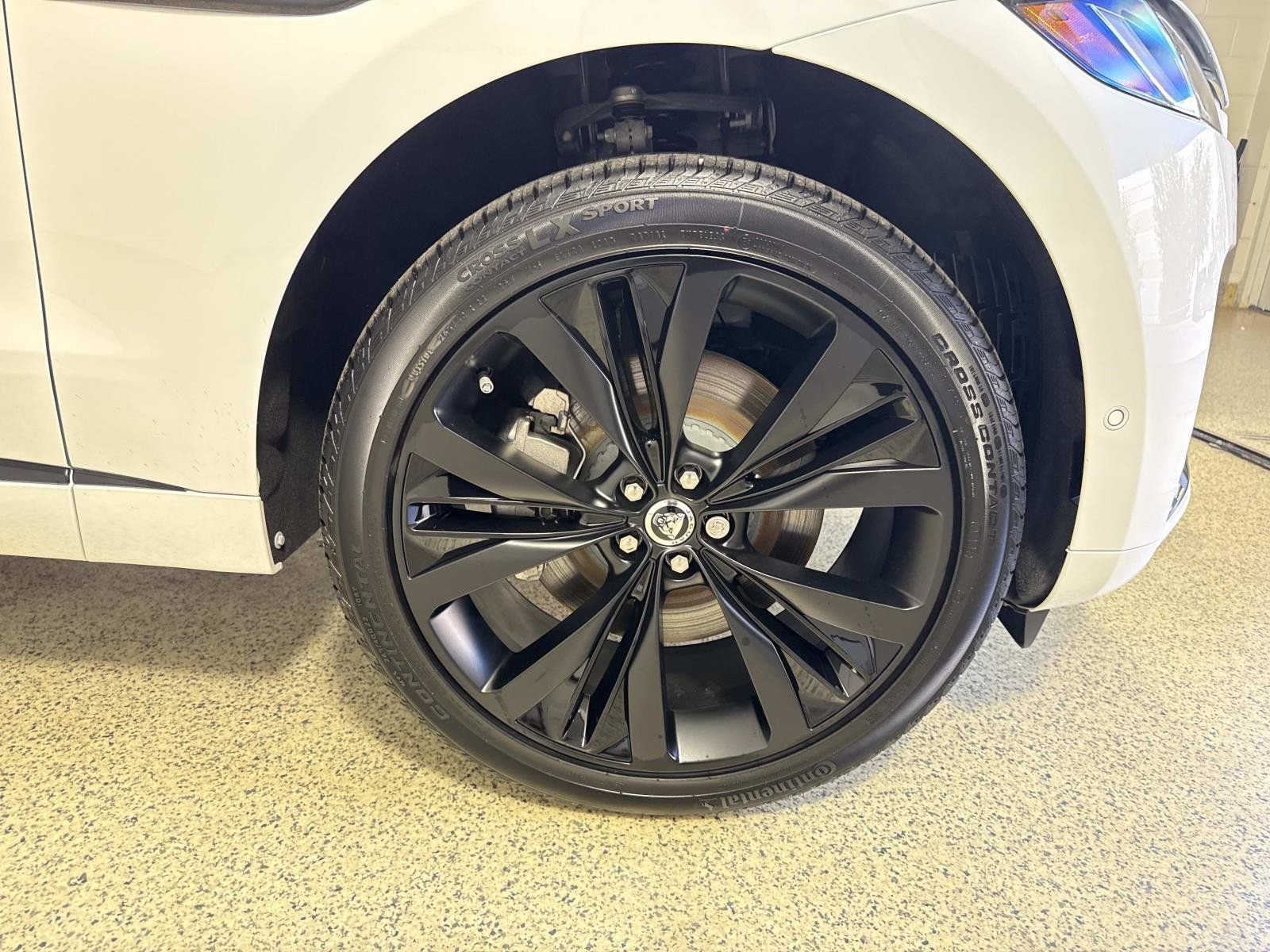 New 2026 Jaguar F-PACE R-Dynamic S AWD/4WD image 9